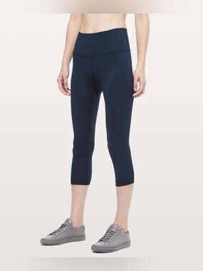 Lululemon Wunder Under Crop Hi-Rise Full-On Luxtreme 21" True Navy